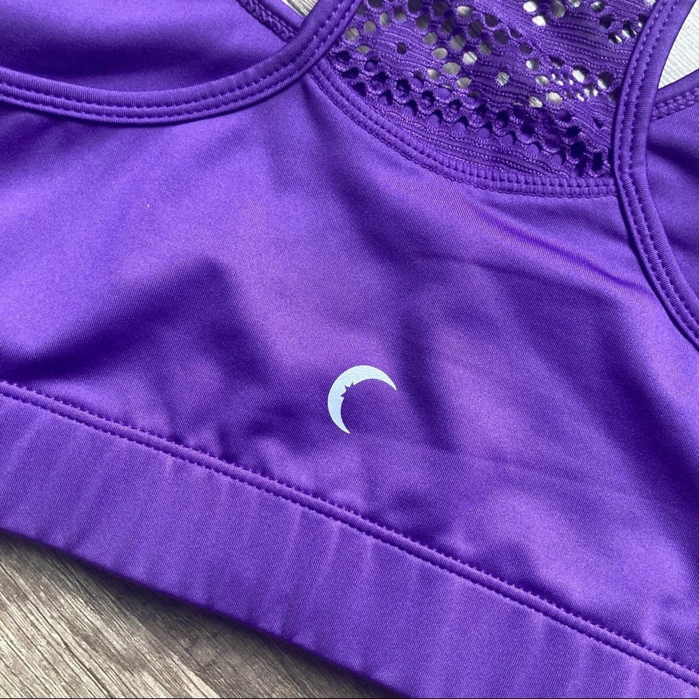 SOLD ZYIA bomber sports bra - Picture 4 of 6